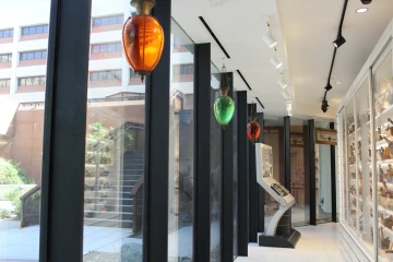 show globes in the Coit Museum